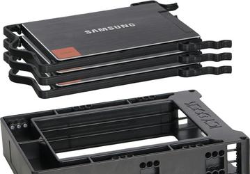Icy Dock EZ-FIT Trio MB610SP позволяет разместить в отсеке типоразмера 3,5 дюйма три накопителя типоразмера 2,5 дюйма