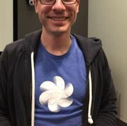 В этом году поставки смартфонов, поддерживающих Google Daydream, превысят 10 млн штук