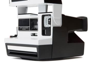 Impossible Project выпускает особый вариант камеры Polaroid 600