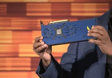 Представлена профессиональная 3D-карта Radeon Vega Frontier Edition производительностью 13 TFLOPS 