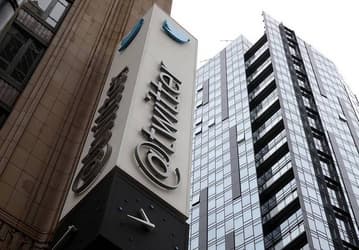 Bloomberg — первый клиент Twitter, для которого запустят круглосуточный новостной канал