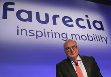 Faurecia и ZF хотят вместе разработать «кокпит будущего» для самоуправляемых автомобилей