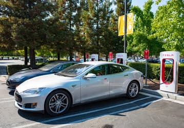 Новый руководитель разработки автопилота Tesla не продержался в компании и полугода