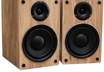 Двухполосная акустическая система Taga Harmony TAV-808B получила кроссовер, рассчитанный на частоту 5,5 кГц