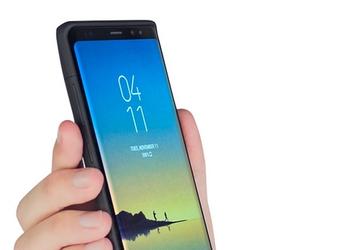 Чехол Mophie juice pack для смартфона Samsung Galaxy Note8 оснащается аккумулятором ёмкостью 2950 мА·ч