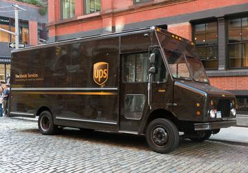 UPS переоборудует дизельные фургоны в электромобили