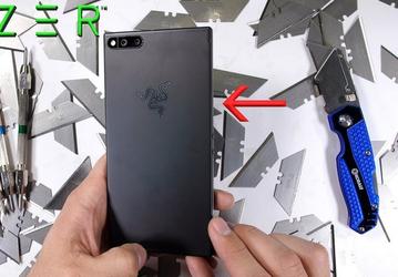 Razer Phone в тестах JerryRigEverything показал себя далеко не отличником