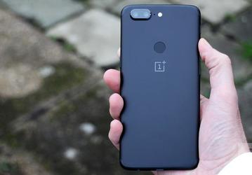 Работа камеры OnePlus 5T будет улучшена при помощи обновления ПО