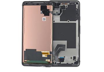 Смартфон Google Pixel 2 XL заработал у iFixit шесть баллов