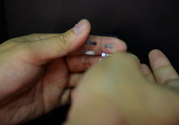 CPT рассчитывает начать выпуск панелей нового типа, превосходящих OLED, через два года