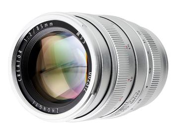 Объектив Mitakon Zhongyi Creator 85mm f/2 оснащен креплением Sony E