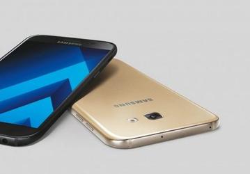 Смартфоны Samsung Galaxy A (2018) могут получить поддержку Bixby и соответствующую аппаратную кнопку