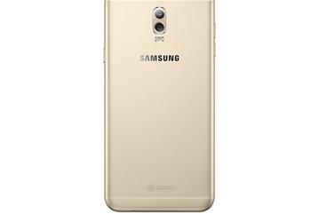 Samsung Galaxy C8 стал самым доступным смартфоном компании со сдвоенной камерой