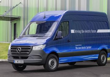 Маск намекает на интерес Tesla к сотрудничеству с Mercedes-Benz