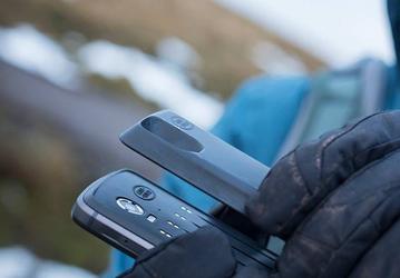 Представлен модульный защищенный смартфон Land Rover Explore