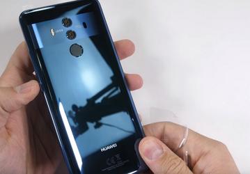 Смартфон Huawei Mate 10 Pro отлично проявил себя на испытаниях блогера JerryRigEverything