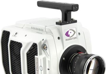 Камера Phantom v2640 с креплением Nikon F снимает со скоростью до 25030 к/с