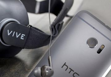 Из-за ухода главы подразделения смартфонов компания HTC реорганизует управленческую структуру