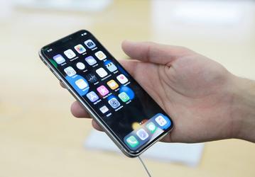 К уже известным проблемам iPhone X добавилась новая