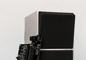 Плата Beocreate 4 позволяет оснастить акустическую систему беспроводным интерфейсом, DSP, четырехканальным усилителем и проигрывателем
