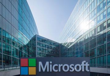 Microsoft завершила квартал чистым убытком 6,3 млрд долларов 
