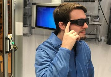 Vuzix привезет на CES первые очки дополненной реальности с поддержкой Alexa