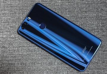 Оболочку EMUI 8.0 получат девять смартфонов Honor, но не для всех это означает получение Android Oreo 