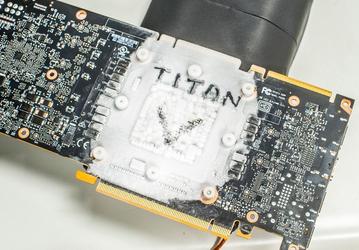 Четыре разогнанные видеокарты Nvidia Titan V смогли преодолеть отметку в 1 с в тесте GPUPI 1B