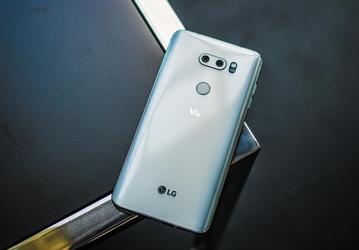 Для LG Electronics прошедший год принёс рекордную выручку, но мобильное подразделение всё ещё остаётся убыточным
