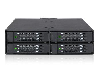 Icy Dock ToughArmor MB607SP-B позволяет разместить в отсеке типоразмера 5,25 дюйма четыре накопителя