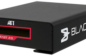 Устройство для работы с картами памяти Blackjet VX-1C оснащено интерфейсом USB 3.1