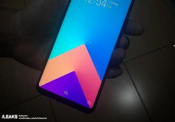 Смартфон Vivo V9 впервые замечен на живых фото 