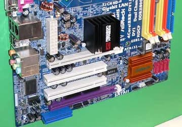 CeBIT 2007. ASRock And abit