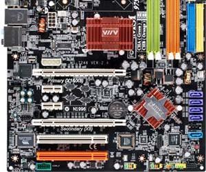 Пять системных плат MSI готовы к четырехъядерным процессорам