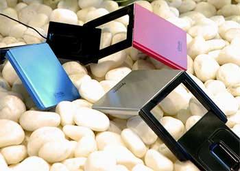 Slim G4: оптическая мышь толщиной 5 мм помещается в гнезде PCMCIA