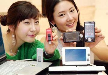 Samsung SPH-M8200 – карманный ПК с поддержкой WiMAX и EV-DO