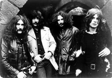 В России вышли 2 DVD-диска группы Black Sabbath