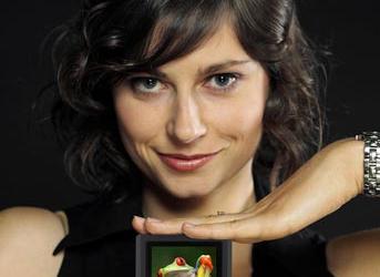 Sanho выпускает высокоскоростной фотобанк HyperDrive COLORSPACE UDMA