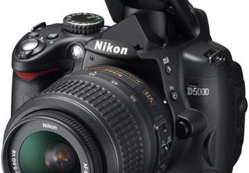 Цифровая зеркальная камера Nikon D5000, оснащенная поворотным экраном, представлена официально