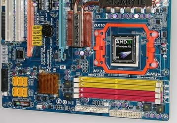 Фоторепортаж с Computex — стенд Gigabyte, часть 2   