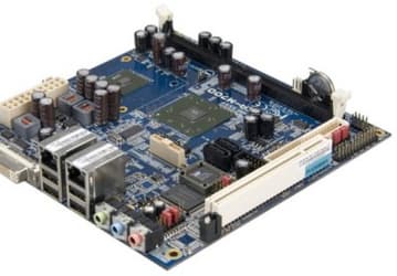 Плата VIA EPIA M700 Mini-ITX может обеспечить вывод на два цифровых дисплея