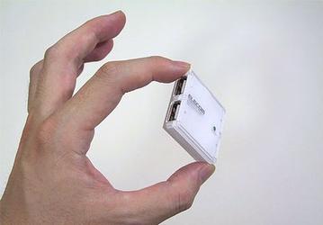 Elecom U2H-MN4B - самый миниатюрный USB-хаб?
