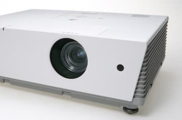 Epson EMP-6110 —  проектор-«вездеход»