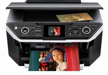 Epson Stylus Photo RX680 — быстрое и недорогое МФУ с фотопечатью