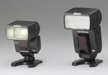 Дистанционно управляемые беспроводные вспышки Olympus FL-50R и FL-36R