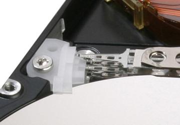 Fujitsu выходит из HDD-бизнеса 