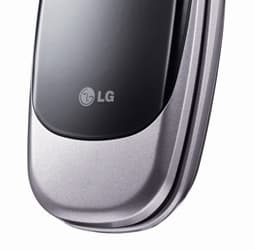 LG KG370  бюджетная новинка с FM-приёмником