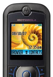 Motorola W206 и W213 – новинки начального уровня