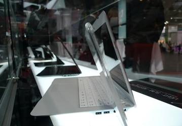 CeBIT 2009: Фоторепортаж о продуктах MSI   