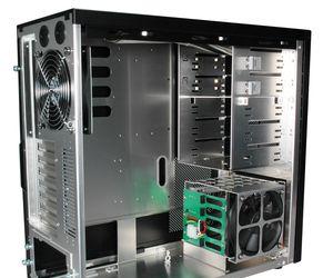 В корпусе Lian Li PC-9 классика объединилась с современностью